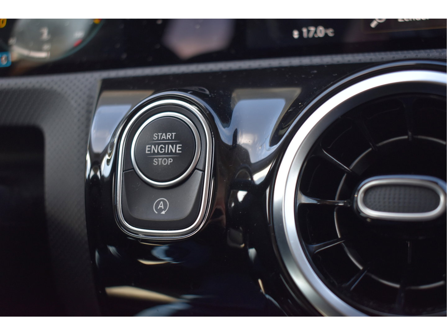 Mercedes-Benz A-Klasse 220 4MATIC Premium 4 MATIC, BOEKJES ,NAP EN ONDERHOUDSHISTORIE