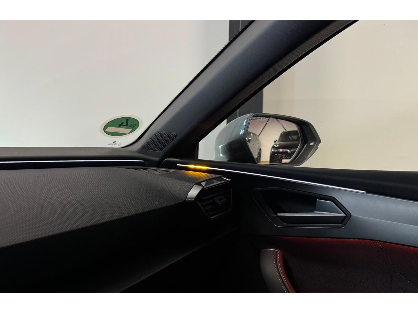 CUPRA Leon 1.4 e-Hybrid VZ Performance PANO KEYLESS VOL'