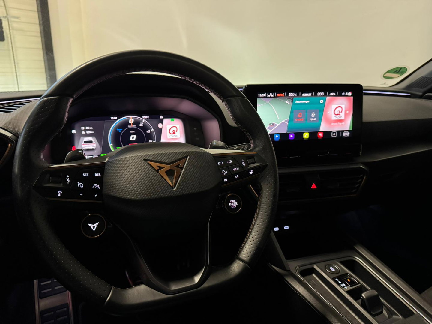 CUPRA Leon 1.4 e-Hybrid VZ Performance PANO KEYLESS VOL'