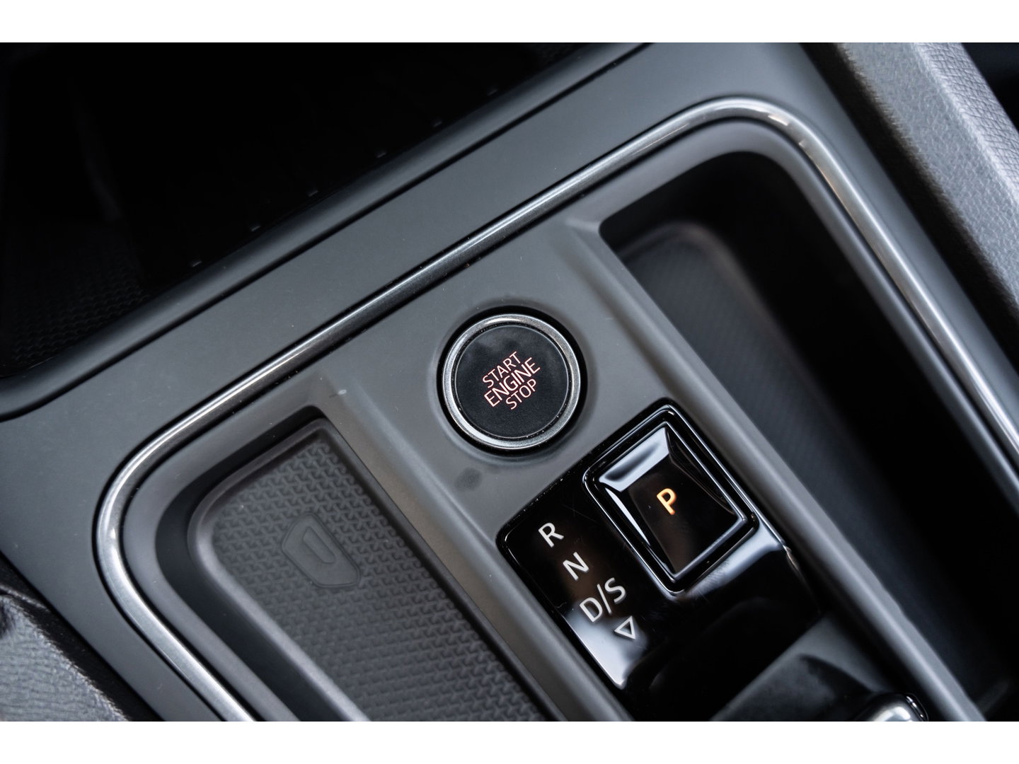 CUPRA Formentor 1.5 TSI PANO BEATS LEDER CAMERA KEYLESS VOL!