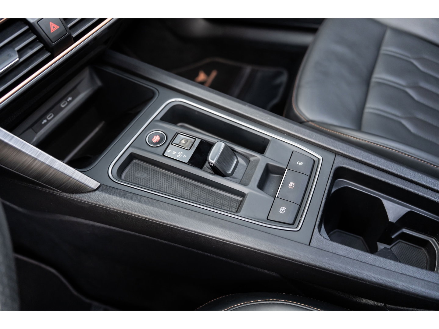 CUPRA Formentor 1.5 TSI PANO BEATS LEDER CAMERA KEYLESS VOL!