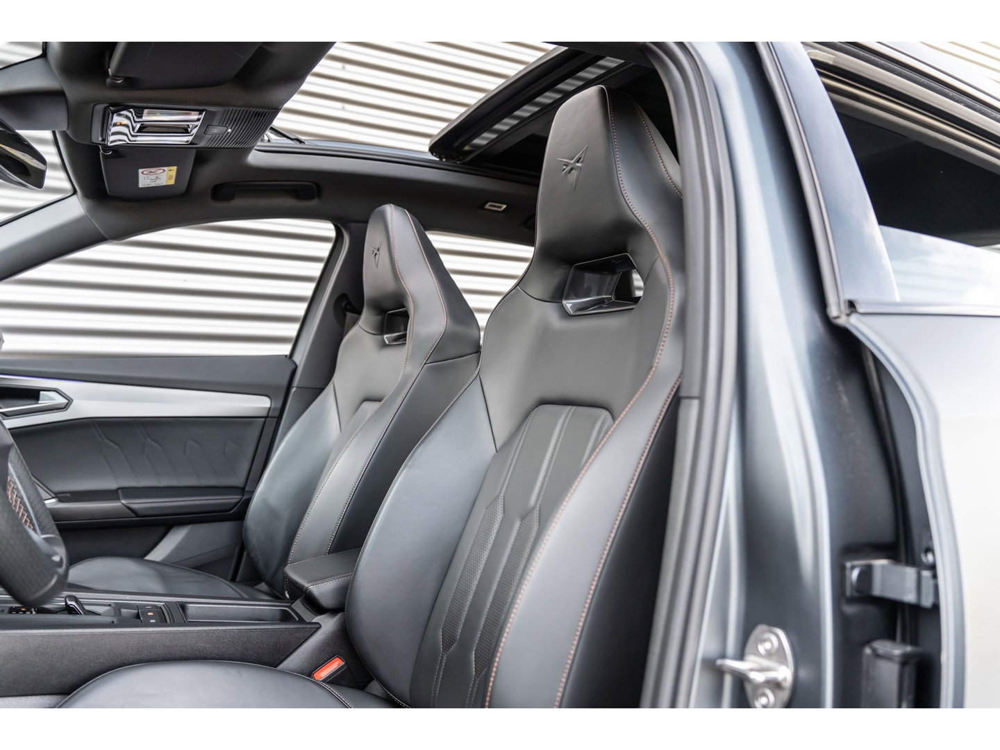 CUPRA Formentor 1.5 TSI PANO BEATS LEDER CAMERA KEYLESS VOL!