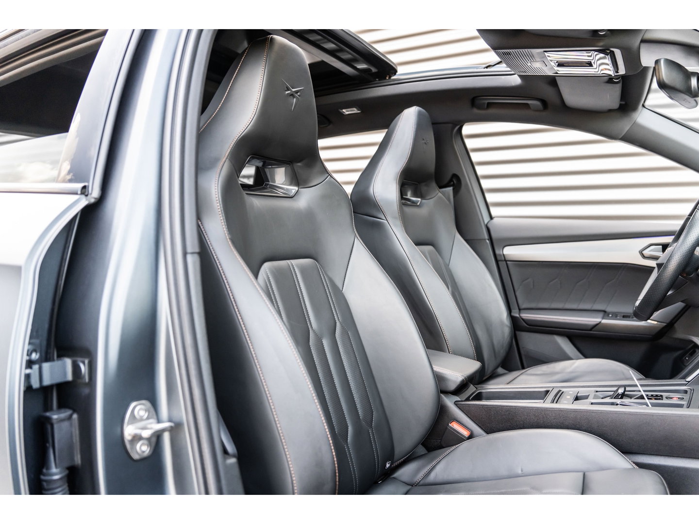 CUPRA Formentor 1.5 TSI PANO BEATS LEDER CAMERA KEYLESS VOL!