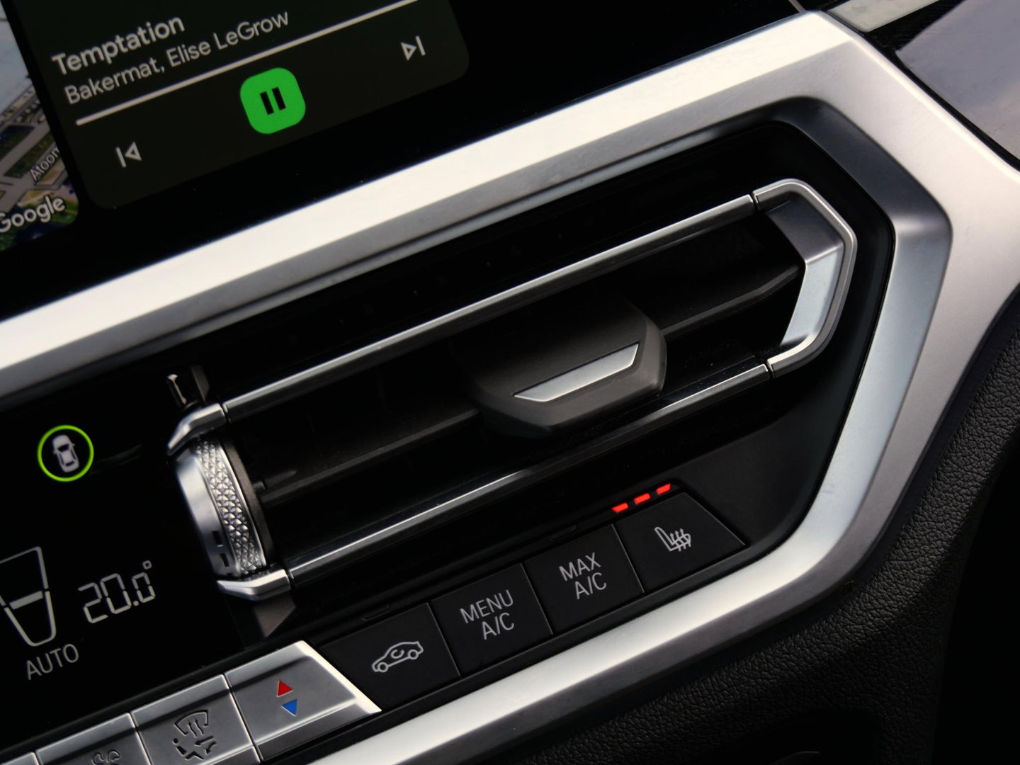 BMW 3 Serie Touring 320e LEER/ CAMERA/ ELEKT. KLEP/ SFEERVERLICHTING/ 18" BREEDSET MET 4 NIEUWE ALL-SEASON BANDEN