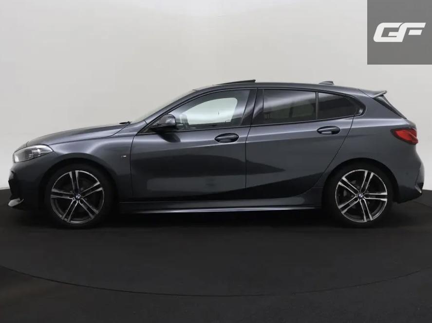 BMW 1 Serie 118i M-Sport Pano H/K Leer Sfeer Carplay NAP