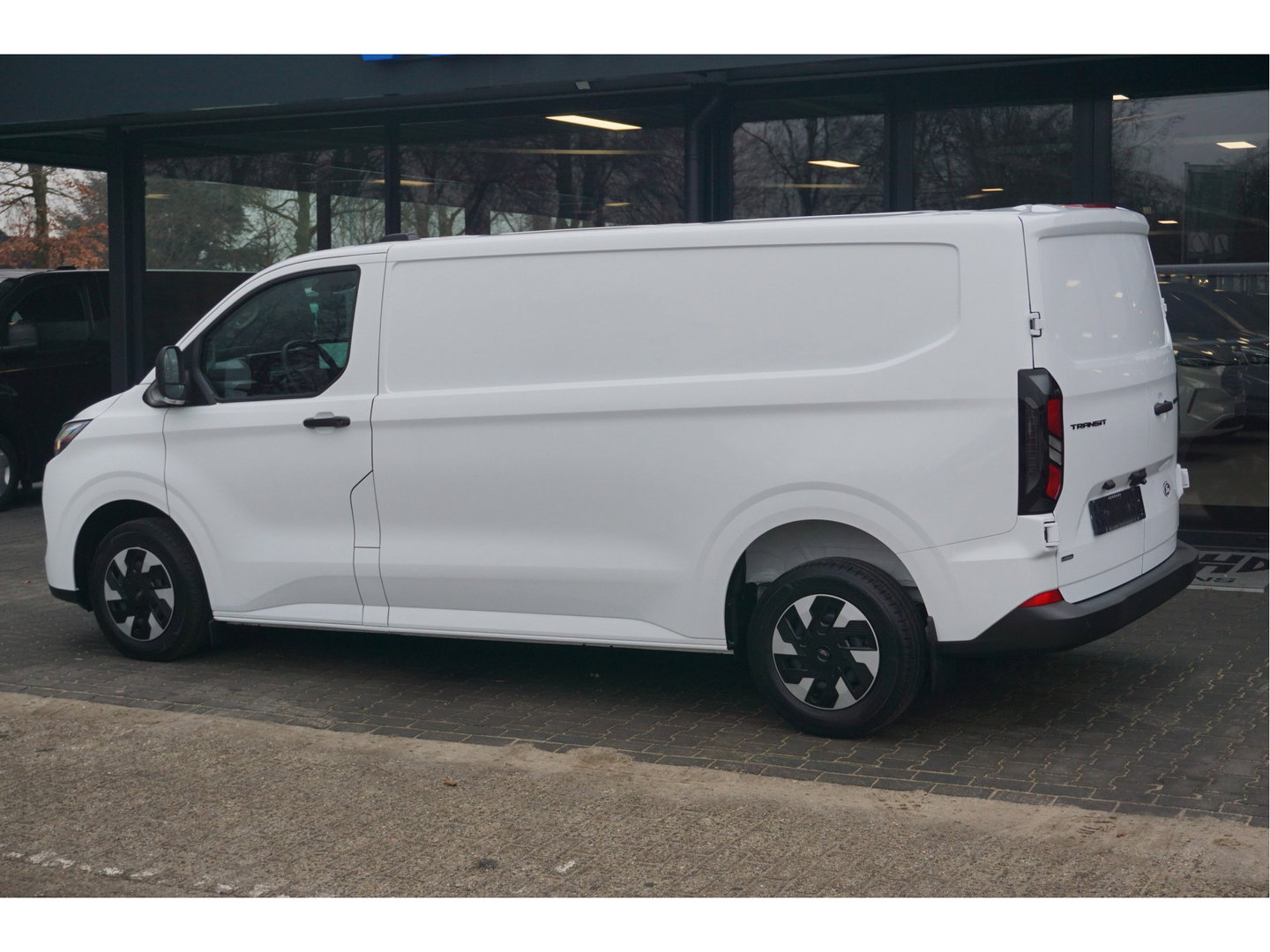 Ford Transit Custom 320L 2.5 PHEV Hybride 233PK Trend PRIJS INCL. BPM !! 13" Navi, Adap. Cruise, Camera!! NR. HYB016