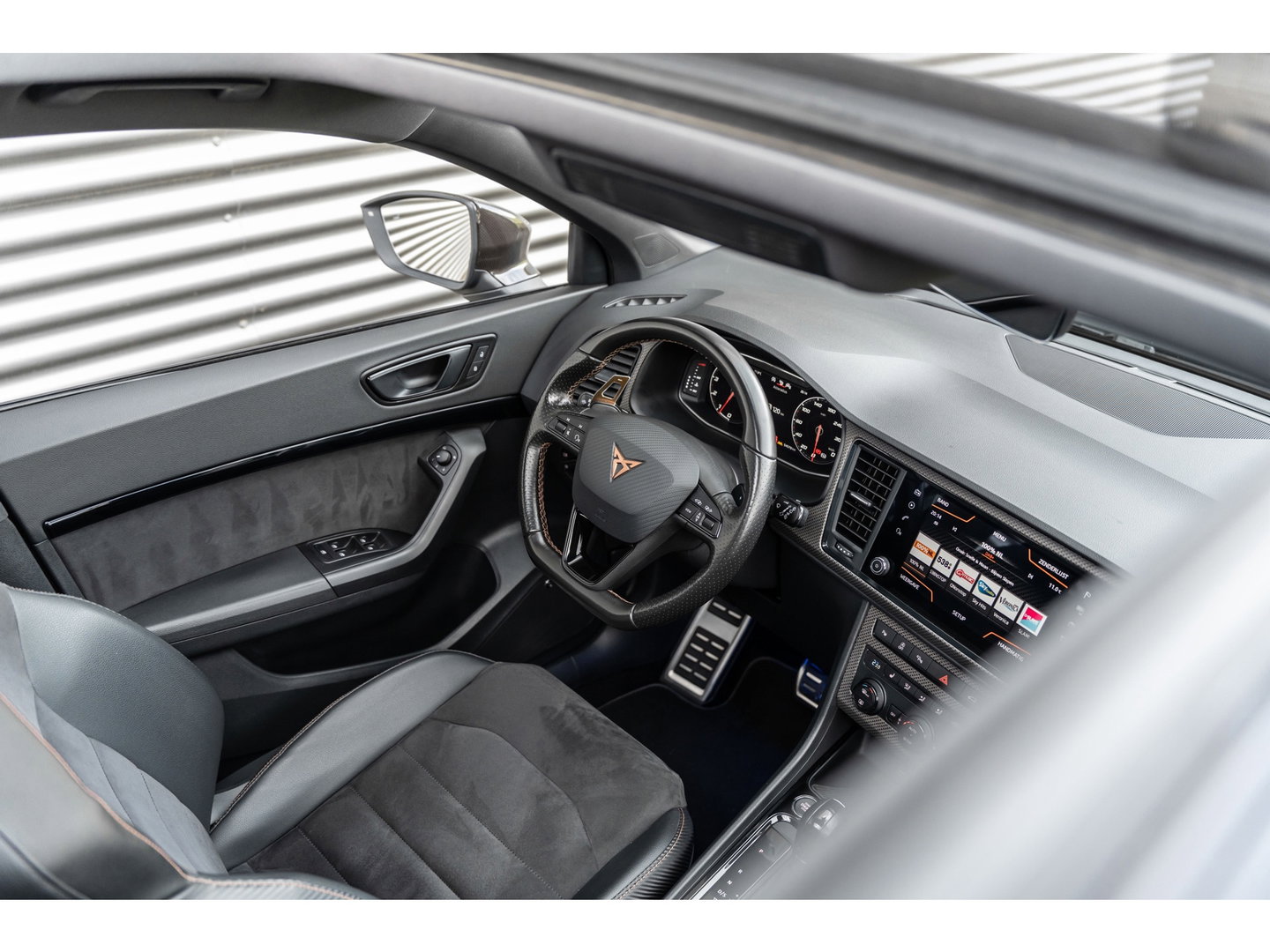 CUPRA Ateca 2.0 TSI 4DRIVE LIMITED PANO AKRA CARBON BREMBO