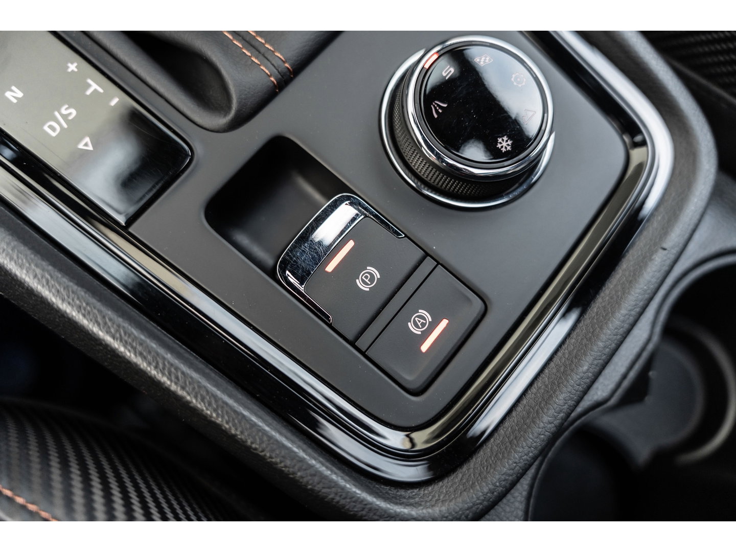 CUPRA Ateca 2.0 TSI 4DRIVE LIMITED PANO AKRA CARBON BREMBO