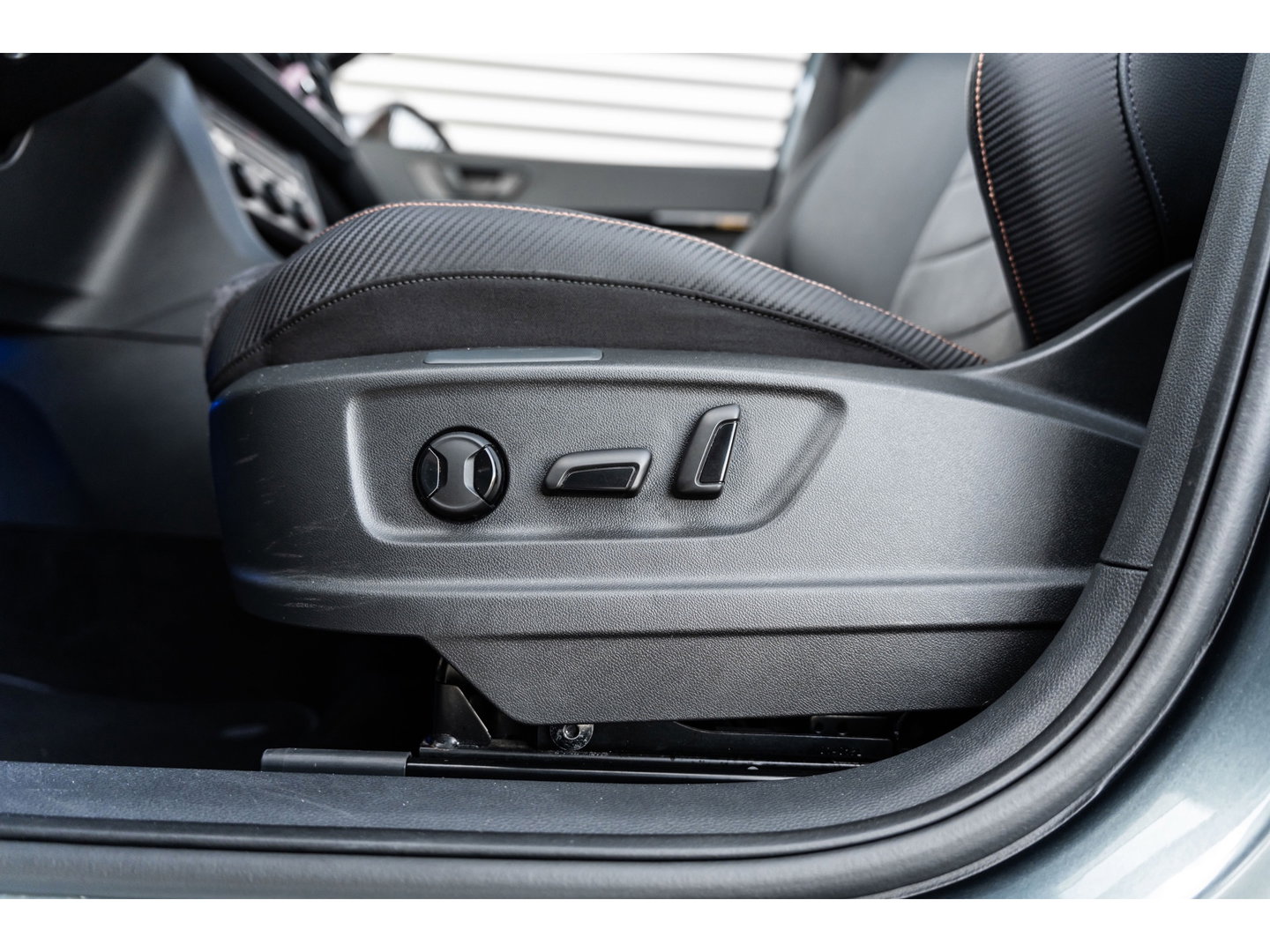 CUPRA Ateca 2.0 TSI 4DRIVE LIMITED PANO AKRA CARBON BREMBO