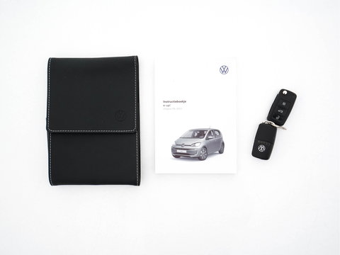 Volkswagen e-Up! {SOH-85%} (INCL-BTW) *HEATED-COMFORTSEATS | CCS-FASTLOADER | CAMERA | DAB | ECC | PDC | CRUISE*