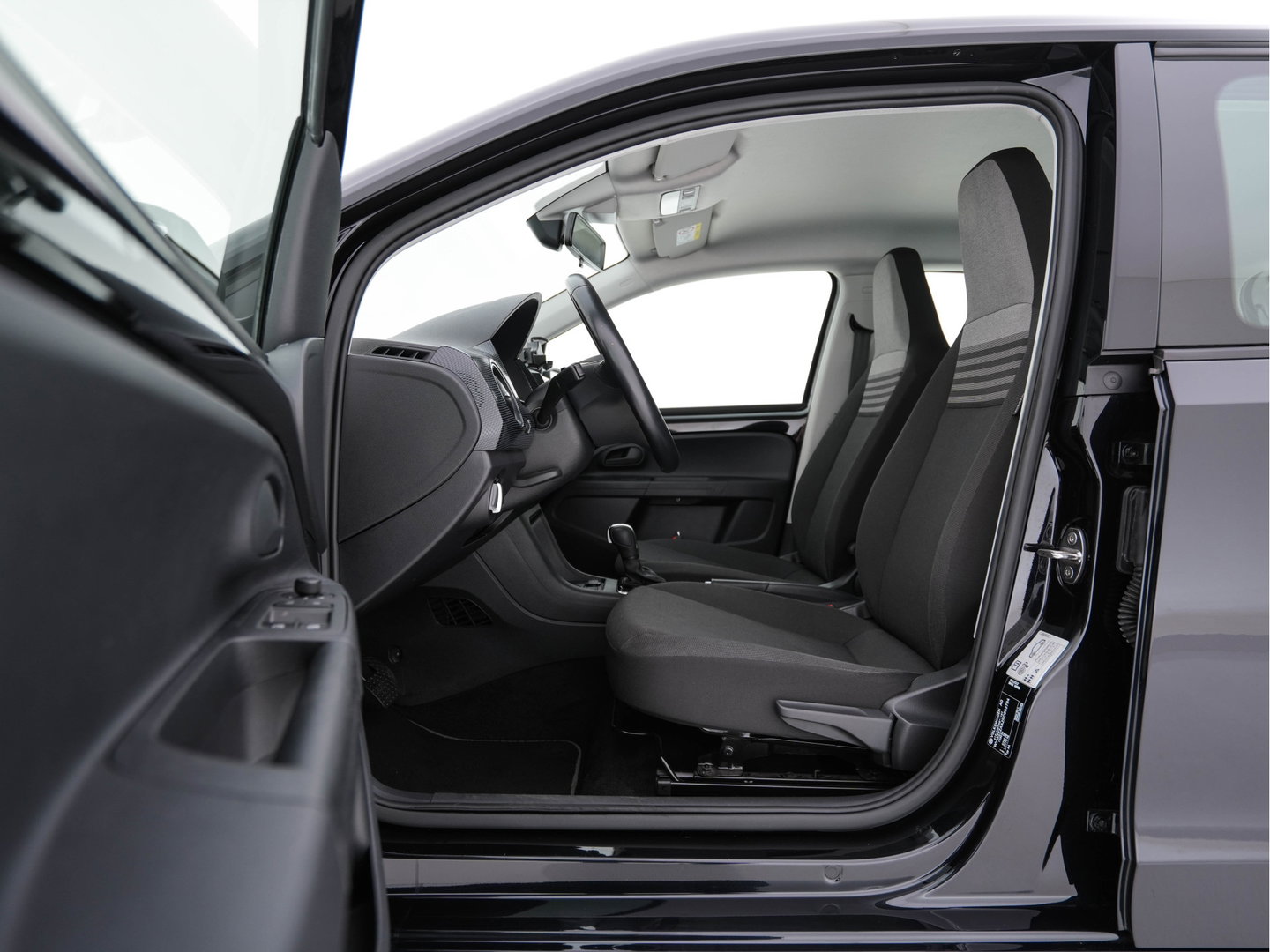 Volkswagen e-Up! {SOH-85%} (INCL-BTW) *HEATED-COMFORTSEATS | CCS-FASTLOADER | CAMERA | DAB | ECC | PDC | CRUISE*