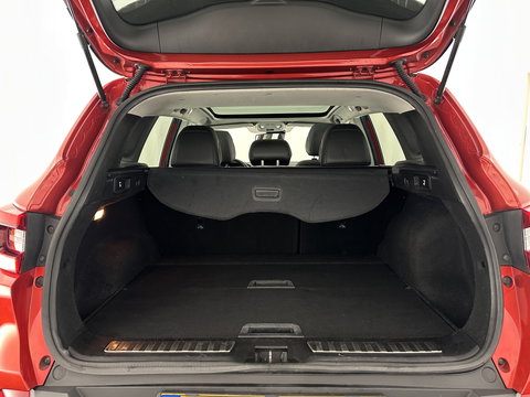 Renault Kadjar 1.5 dCi Bose Aut. *PANO | LEATHER-FABRIC | FULL-LED | BOSE-SOUND | BLINDSPOT | HEATED-COMFORTSEATS | KEYLESS | CAMERA | NAVI-FULLMAP | ECC | PDC | CRUISE | DAB | PRIVACY-GLASS | 19''ALU | TOWBAR*