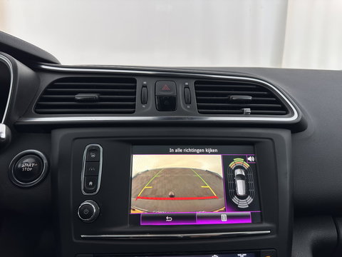 Renault Kadjar 1.5 dCi Bose Aut. *PANO | LEATHER-FABRIC | FULL-LED | BOSE-SOUND | BLINDSPOT | HEATED-COMFORTSEATS | KEYLESS | CAMERA | NAVI-FULLMAP | ECC | PDC | CRUISE | DAB | PRIVACY-GLASS | 19''ALU | TOWBAR*