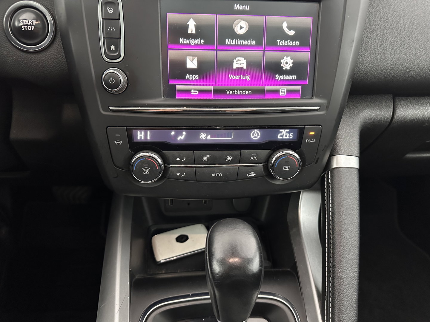 Renault Kadjar 1.5 dCi Bose Aut. *PANO | LEATHER-FABRIC | FULL-LED | BOSE-SOUND | BLINDSPOT | HEATED-COMFORTSEATS | KEYLESS | CAMERA | NAVI-FULLMAP | ECC | PDC | CRUISE | DAB | PRIVACY-GLASS | 19''ALU | TOWBAR*