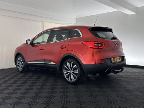 Renault Kadjar 1.5 dCi Bose Aut. *PANO | LEATHER-FABRIC | FULL-LED | BOSE-SOUND | BLINDSPOT | HEATED-COMFORTSEATS | KEYLESS | CAMERA | NAVI-FULLMAP | ECC | PDC | CRUISE | DAB | PRIVACY-GLASS | 19''ALU | TOWBAR*
