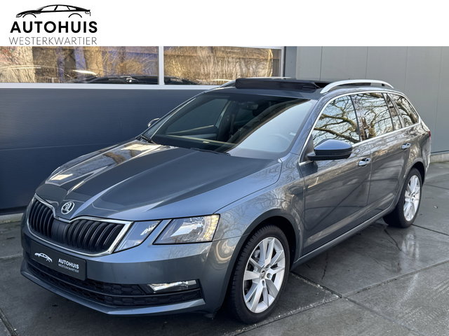 Škoda Octavia - Combi 1.5 TSI 150pk DSG Sport Business Panoramadak Stoelverwarming Voorruitverwarming navigatie Apple Carplay