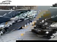 Volkswagen up! - 1.0 MPI 60 pk BMT high up! Stoelverwarming Cruise control Camera DAB