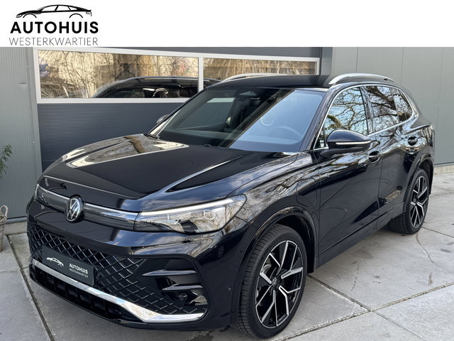 Volkswagen Tiguan - 1.5 eHybrid 204pk R-Line Business Assistentie pakket 20" Leeds velgen Winterpakket SOH 99,11%