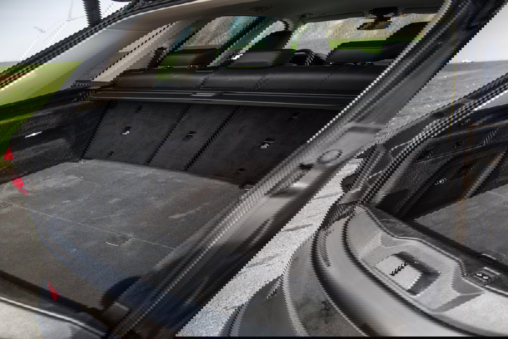 BMW X5 xDrive45e CARPLAY / CAMERA / DEALER ONDERHOUDEN /  LEER / STOELVERWARMING / BLACK ON BLACK