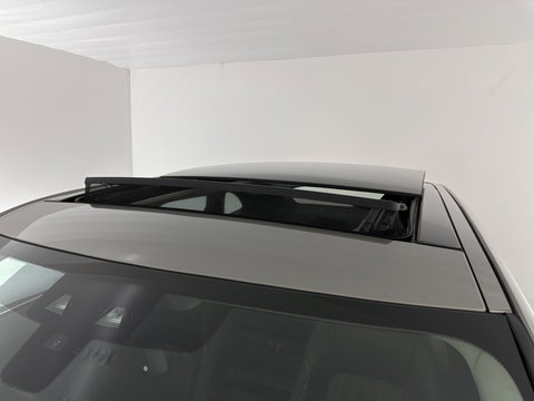 Jaguar F-Pace 3.0d First Edition AWD Aut. *PANO | LEATHER | XENON | MEMORY-PACK | DIGI-COCKPIT | MERIDIAN-SOUND | NAVI-FULLMAP | CAMERA | HEATED-COMFORTSEATS | AMBIENT-LIGHT | SHIFT-PADDLES | ECC | PDC | CRUISE | TOWBAR |  20''A