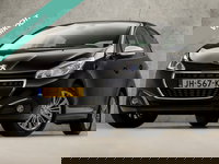 Peugeot 208 - 1.2 PureTech Allure Sport Automaat (APPLE CARPLAY, NAVIGATIE, CLIMATE, LEDER, STOELVERWARMING, CAMERA, LM VELGEN, CRUISE, NIEUWSTAAT)