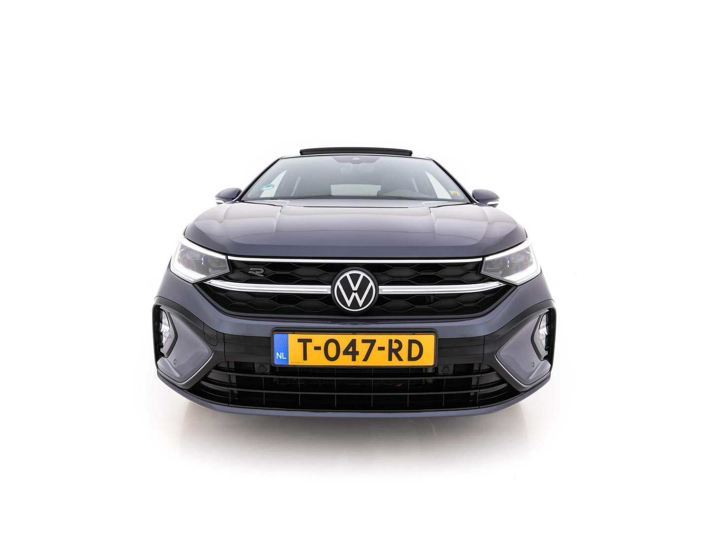 Volkswagen Taigo 1.5 TSI R-Line Aut. *PANO | ADAPTIVE-CRUISE | FULL-LED | BLINDSPOT | HEATED-SPORTSEATS | DIGI-COCKPIT | PRIVACY-GLASS | SHIFT-PADDLES | CAMERA | KEYLESS | NAVI-FULLMAP | ECC | PDC | 18''ALU*