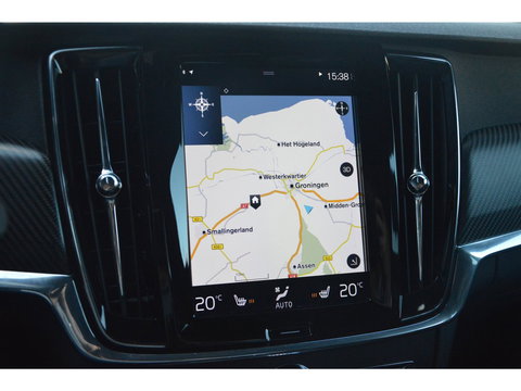 Volvo V90 T5 R-Design | Panormadak | Head-Up Display | Trekhaak | Stoelverwarming | Camera | Adaptive Cruise |