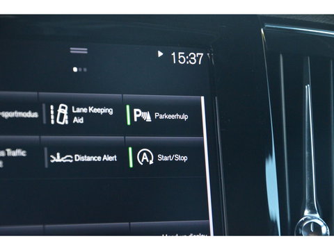 Volvo V90 T5 R-Design | Panormadak | Head-Up Display | Trekhaak | Stoelverwarming | Camera | Adaptive Cruise |