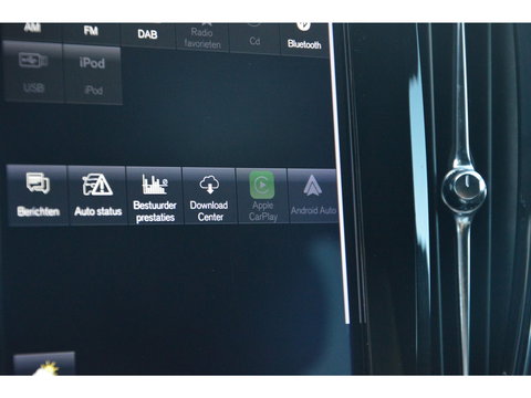 Volvo V90 T5 R-Design | Panormadak | Head-Up Display | Trekhaak | Stoelverwarming | Camera | Adaptive Cruise |