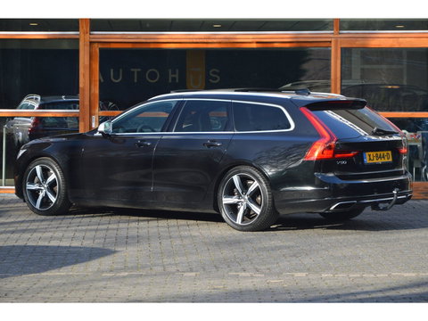 Volvo V90 T5 R-Design | Panormadak | Head-Up Display | Trekhaak | Stoelverwarming | Camera | Adaptive Cruise |