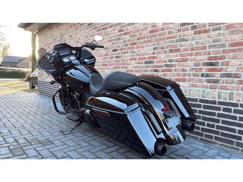Harley Davidson 103 FLTRX Road Glide Roadglide CVO Black Out