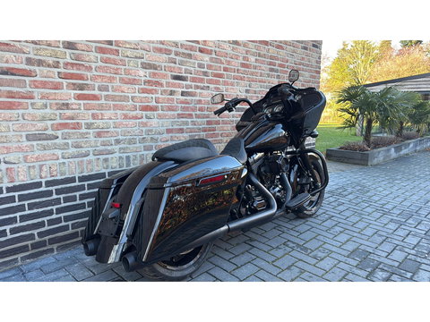 Harley Davidson 103 FLTRX Road Glide Roadglide CVO Black Out