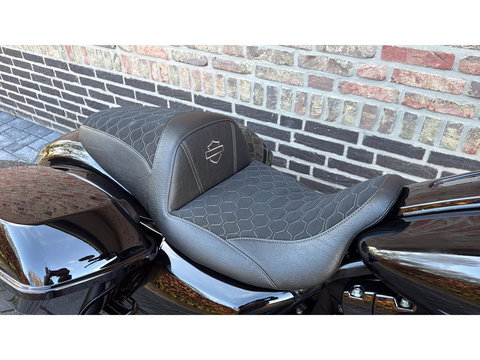 Harley Davidson 103 FLTRX Road Glide Roadglide CVO Black Out