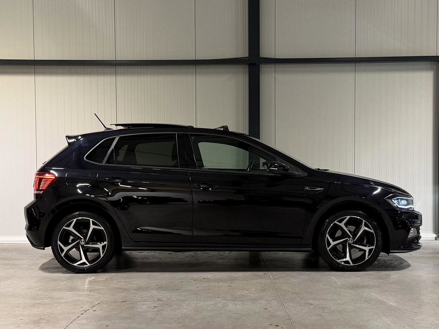 Volkswagen Polo 1.0 TSI 116PK DSG R-line Pano Virtual Beats