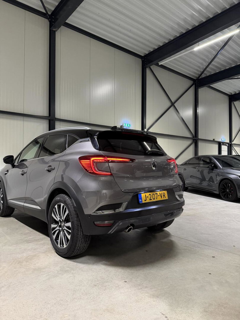 Renault Captur 1.3 TCe 155PK Initiale Paris Trekhaak Bose