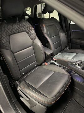 Renault Captur 1.3 TCe 155PK Initiale Paris Trekhaak Bose