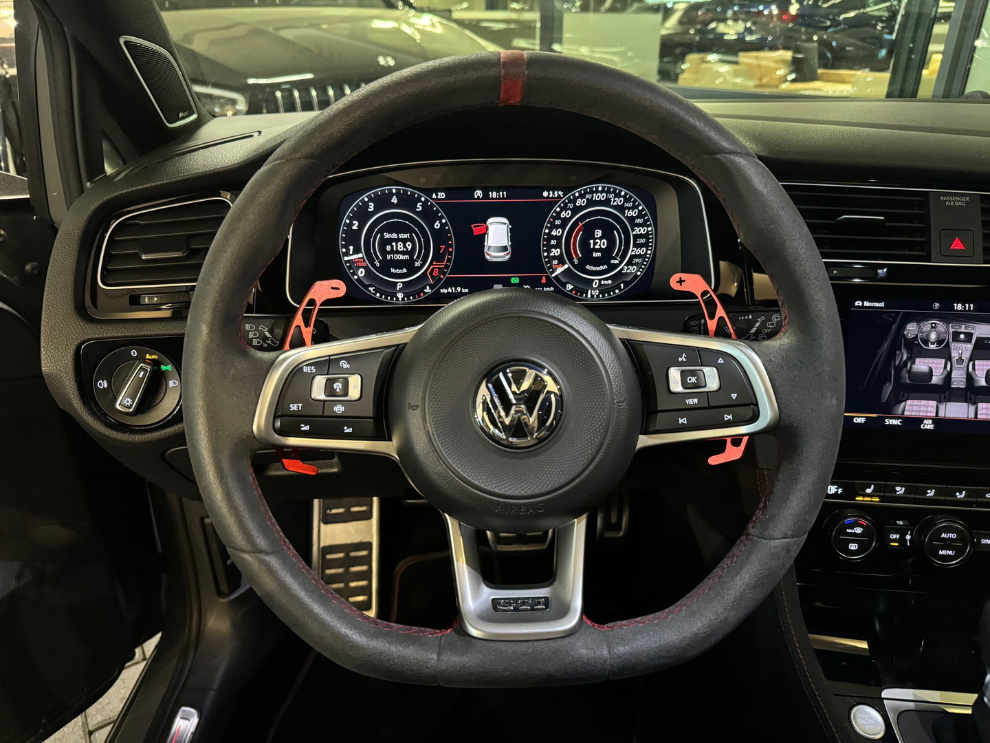 Volkswagen Golf 2.0 TSI GTI TCR Pano|Keyles|Akrapovic|Dynaudio