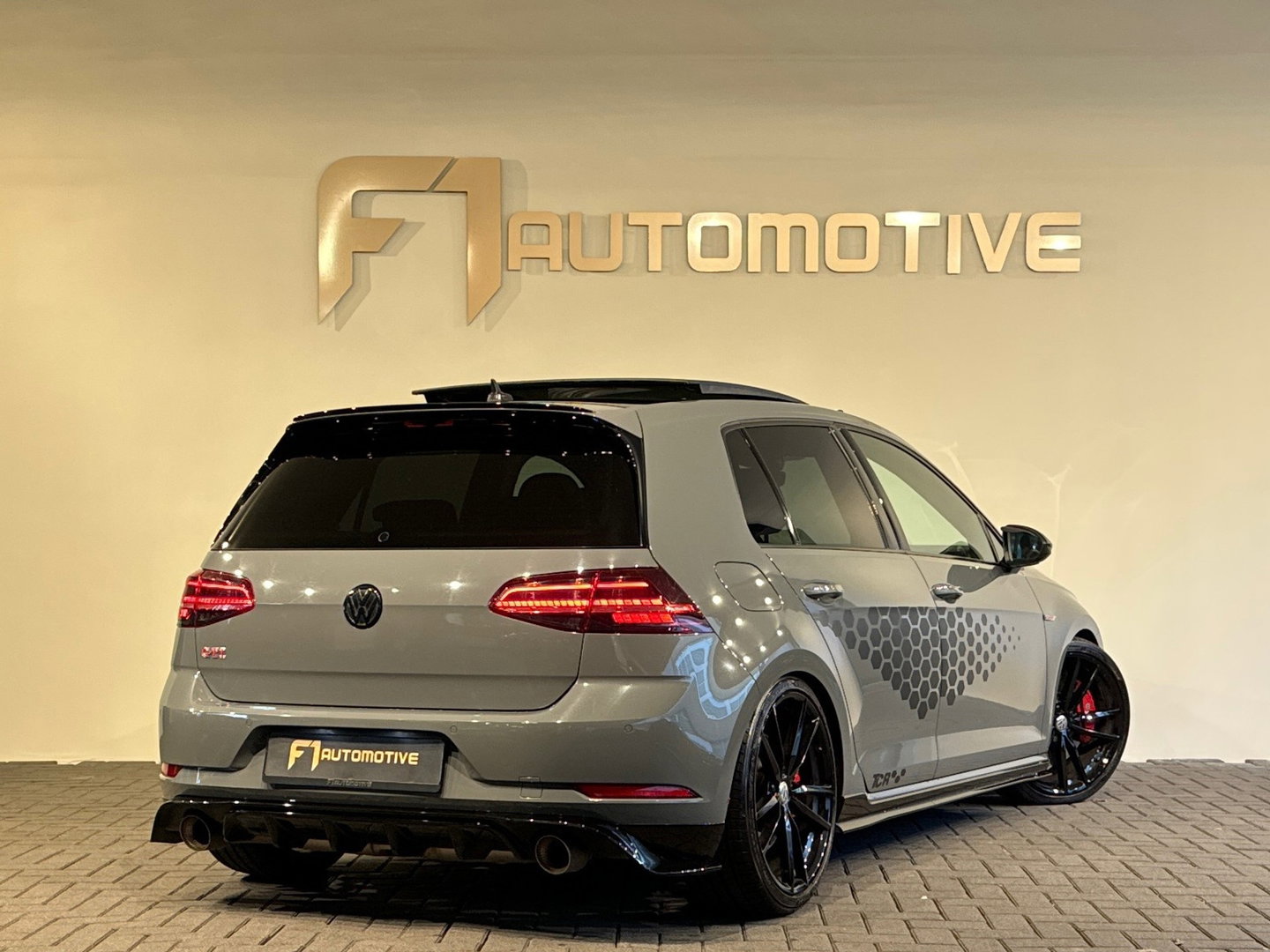 Volkswagen Golf 2.0 TSI GTI TCR Pano|Keyles|Akrapovic|Dynaudio