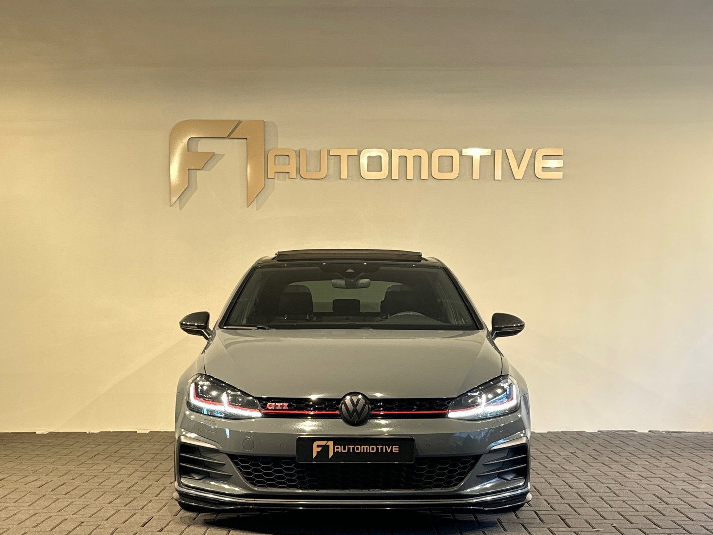 Volkswagen Golf 2.0 TSI GTI TCR Pano|Keyles|Akrapovic|Dynaudio