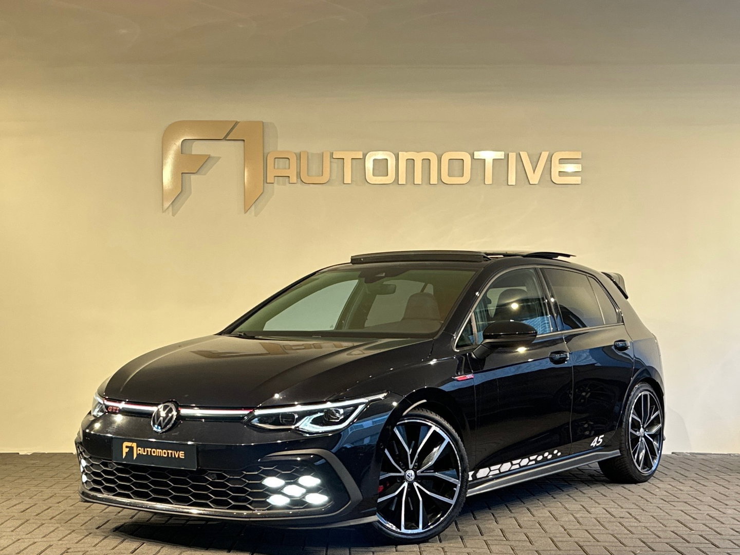 Volkswagen Golf 2.0 TSI GTI Pano|Sfeer|Camera|IQ|ACC|Lane Assist