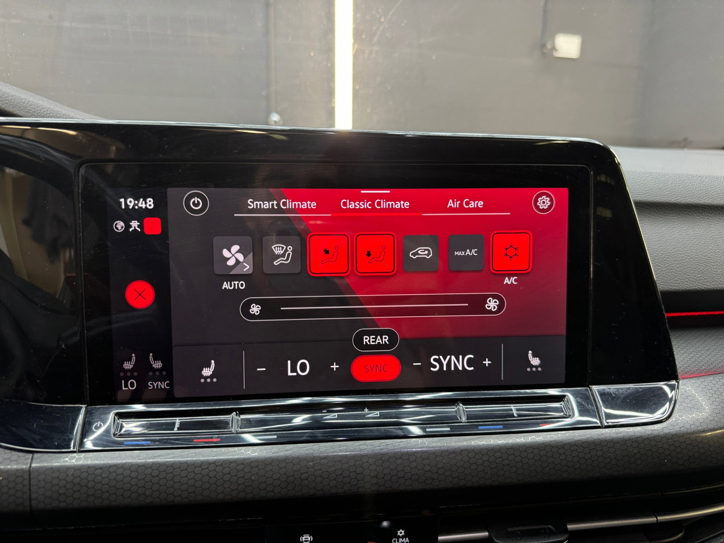 Volkswagen Golf 2.0 TSI GTI Pano|Sfeer|Camera|IQ|ACC|Lane Assist