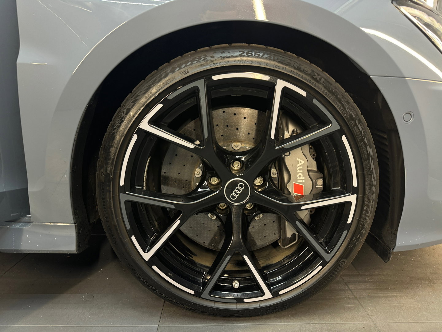 Audi RS3 Limousine 2.5 TFSI quattro Pano|Ceramic|HuD|B&O|Key