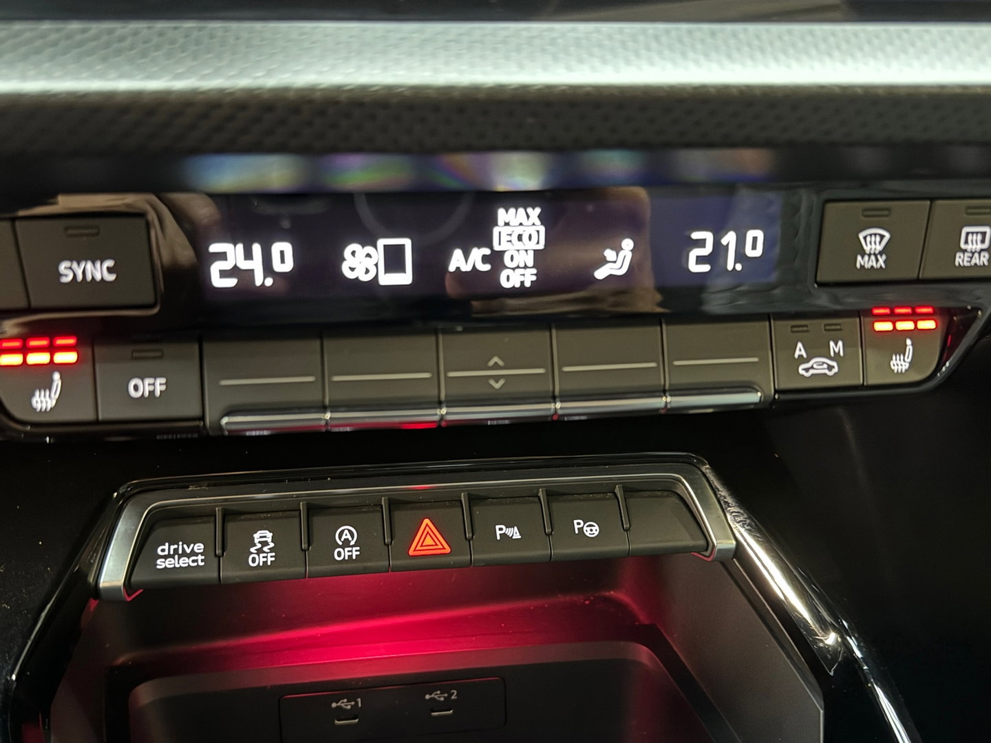 Audi RS3 Limousine 2.5 TFSI quattro Pano|Ceramic|HuD|B&O|Key