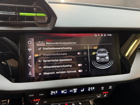 Audi RS3 Limousine 2.5 TFSI quattro Pano|Ceramic|HuD|B&O|Key