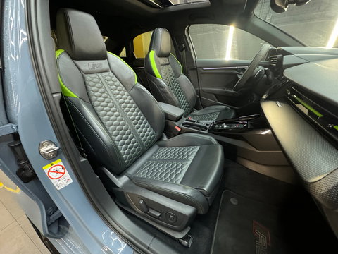 Audi RS3 Limousine 2.5 TFSI quattro Pano|Ceramic|HuD|B&O|Key