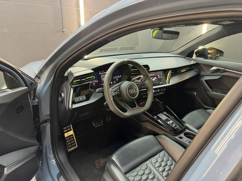 Audi RS3 Limousine 2.5 TFSI quattro Pano|Ceramic|HuD|B&O|Key