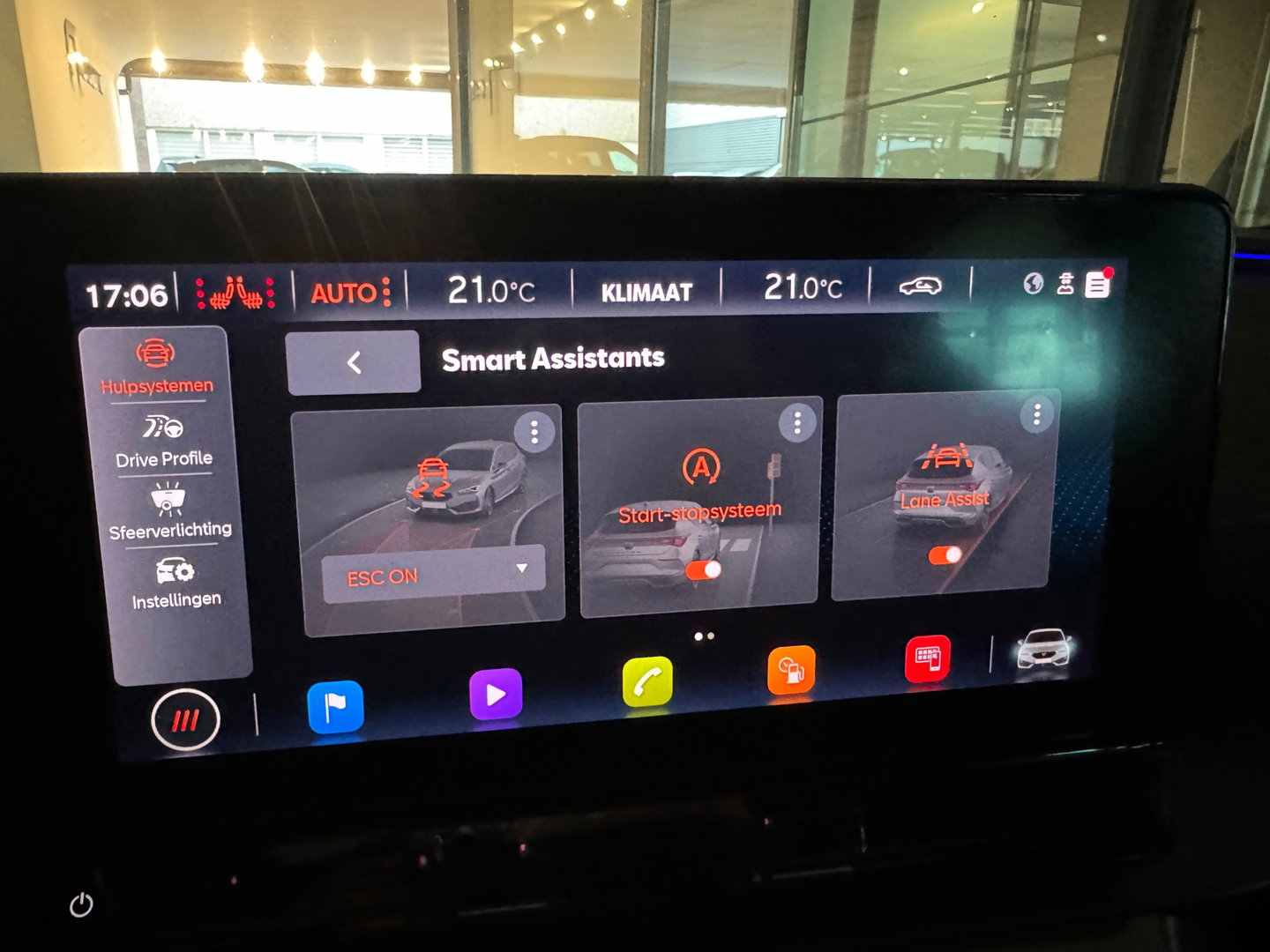 CUPRA Leon 2.0 TSI VZ 300PK Pano|Memory|Sfeer|Keyless|Beats