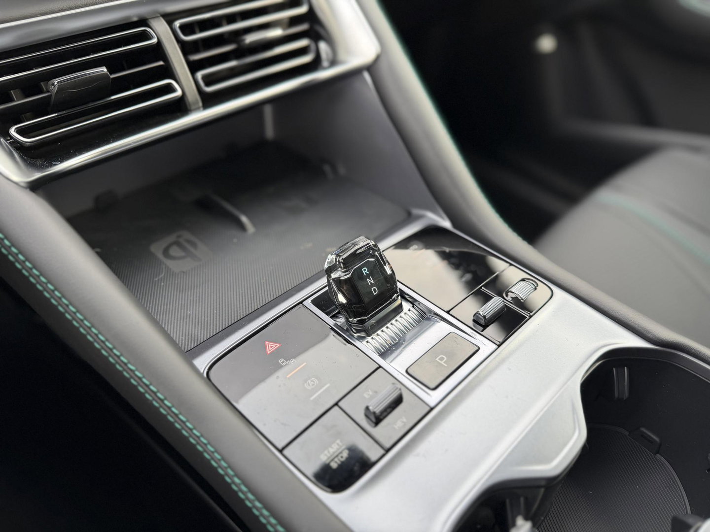 BYD SEAL U 1.5 T DM-i Comfort 125km elektrisch 26,6kwh