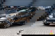 Renault Kadjar - 1.2 TCe Bose /LED/PANODAK/STOELVERW./CARPLAY/CAMERA/KEYLESS/TREKHAAK!
