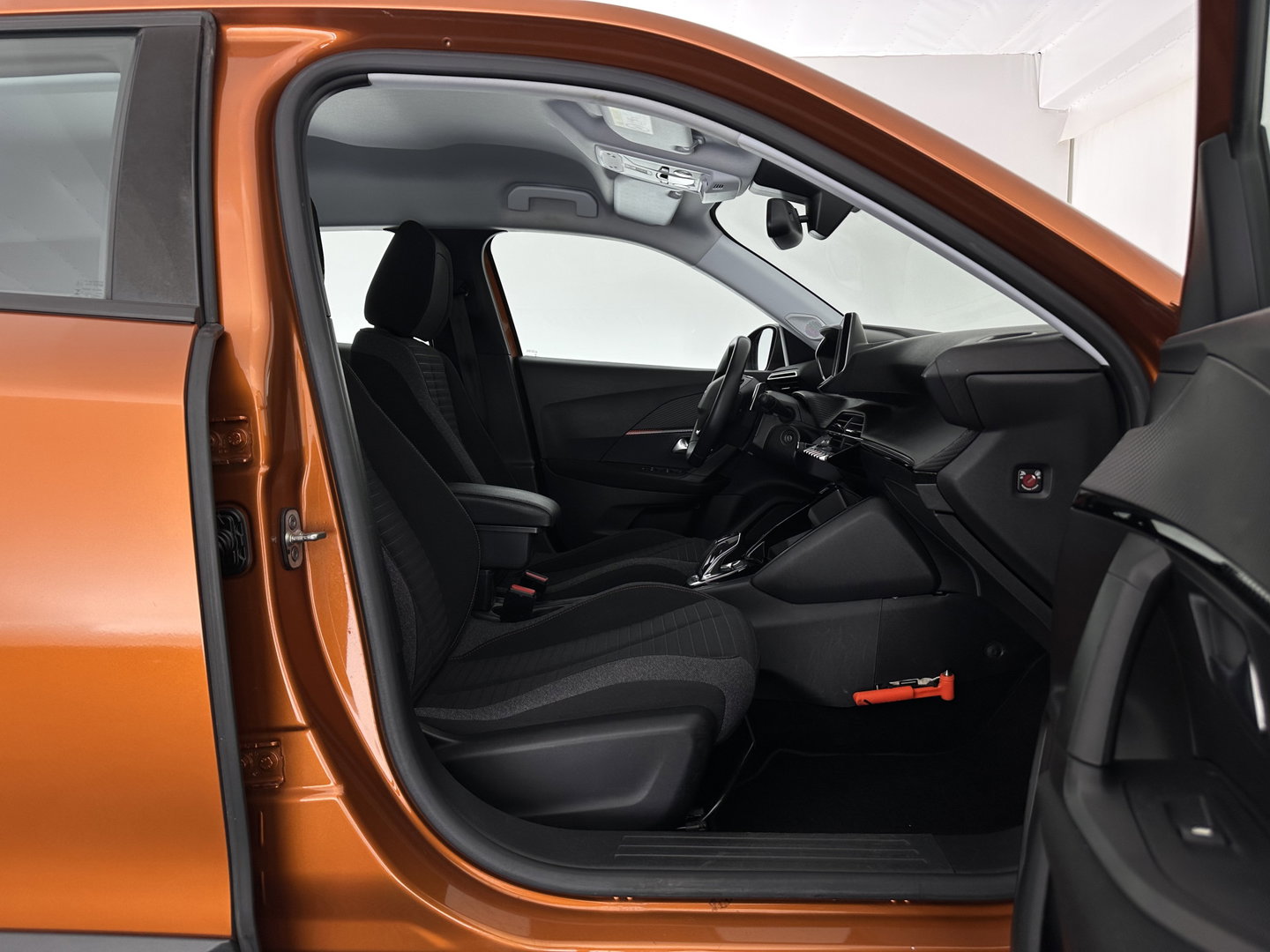 Peugeot 2008 1.2 PureTech Blue Lease Active Aut. *FULL-LED | NAVI-FULLMAP | DIGI-COCKPIT | HEATED-SPORTSEATS | CAMERA | SHIFT-PADDLES | ECC | PDC | CRUISE | CARPLAY  | TOWBAR | 16"ALU*